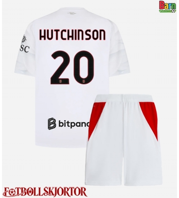 AC Milan Omari Hutchinson #20 Borta Kläder Barn 2026-27 Kortärmad (+ Korta byxor)